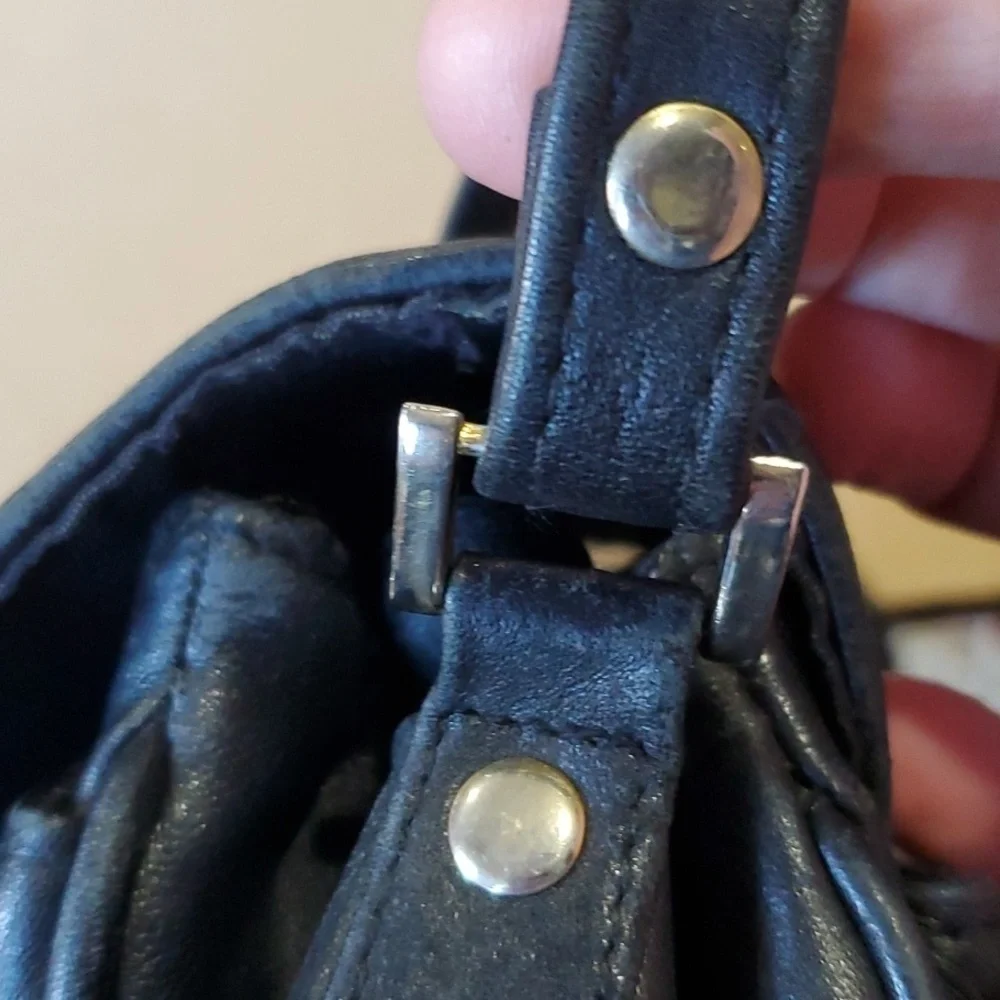 Etienne Aigner Vintage navy leather shoulder handbag 4 compartments